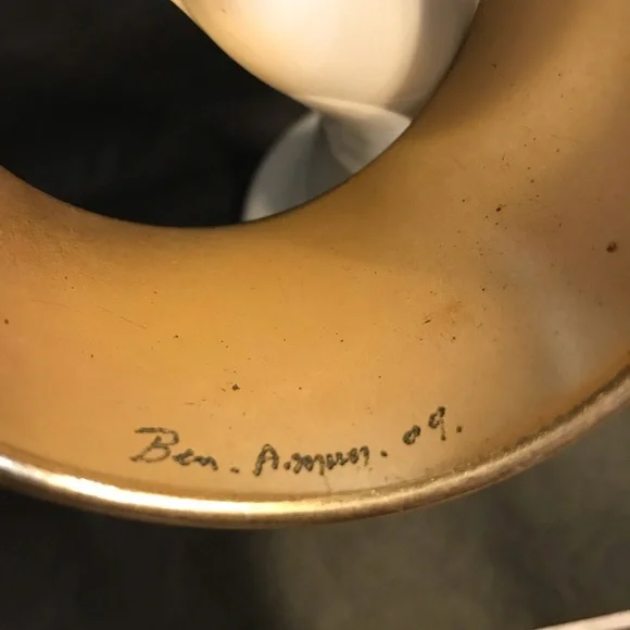 Vintage Designer Egyptian Born Ben Amun Gold tone Bangle - Picture 2 of 5